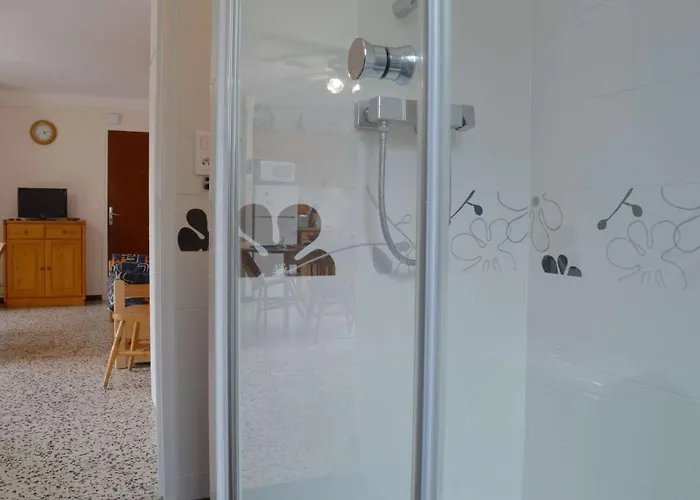 2 Pieces - 4 Personnes - Sur Ar860-b25 Apartment